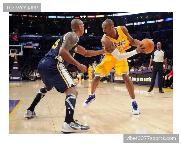 阿卜杜尔-贾巴尔内线背身单打效率领跑70年代NBA 阿卜杜尔-贾巴尔内线背身单打效率领跑70年代NBA